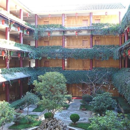 Golden Spring Hotel Lijiang Lijiang  Buitenkant foto