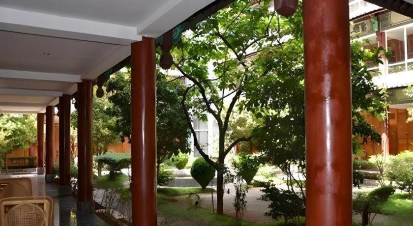 Golden Spring Hotel Lijiang Lijiang  Buitenkant foto