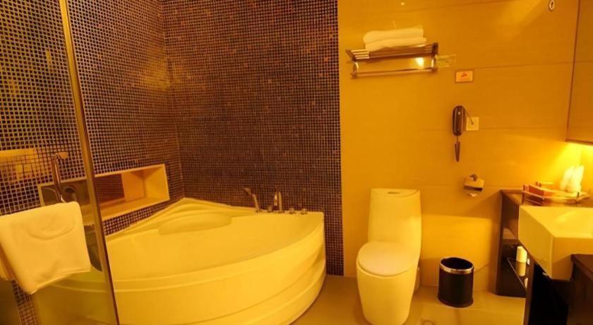 Golden Spring Hotel Lijiang Lijiang  Buitenkant foto