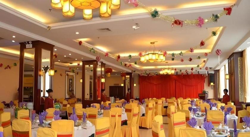 Golden Spring Hotel Lijiang Lijiang  Buitenkant foto
