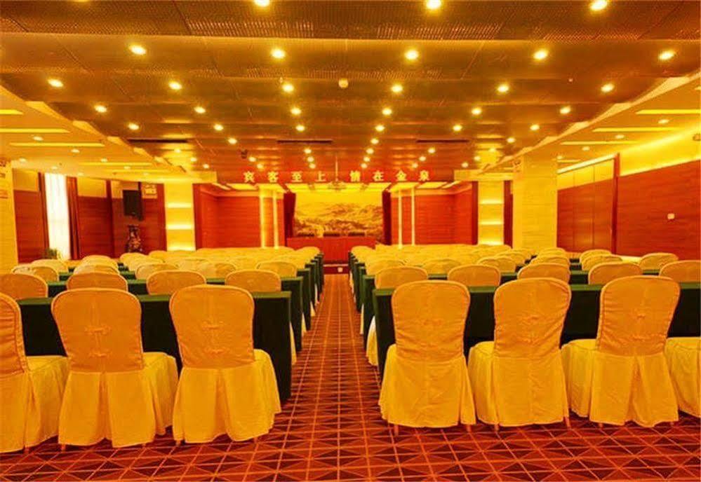 Golden Spring Hotel Lijiang Lijiang  Buitenkant foto