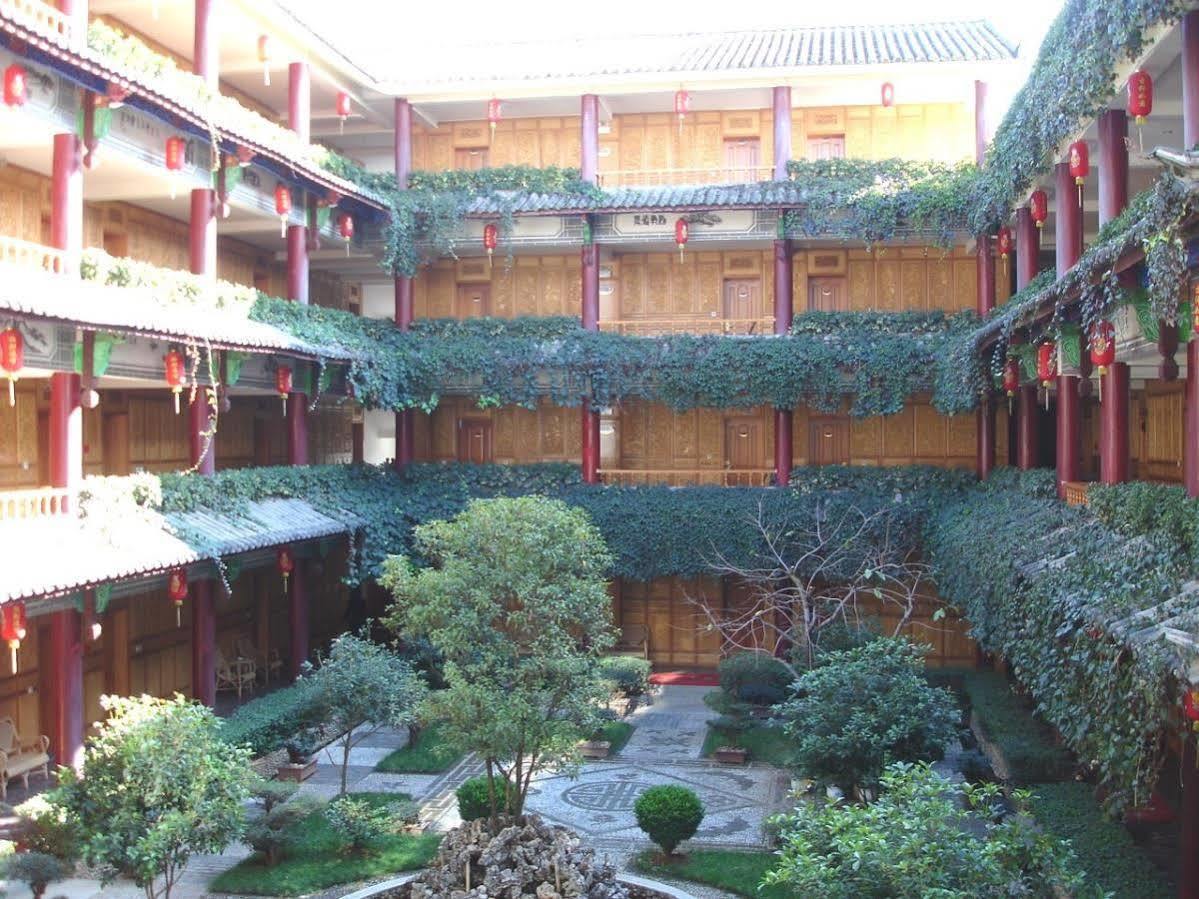 Golden Spring Hotel Lijiang Lijiang  Buitenkant foto